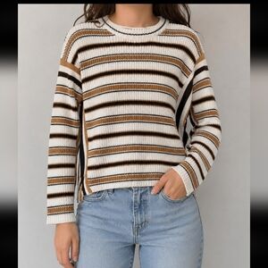 MAX STUDIO Ligh Low Long Sleeve Sweater Small